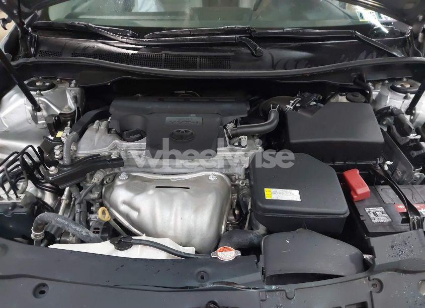 Photo 10 of 2016 Toyota Camry XLE (VIN 4T4BF1FK2GR570561)