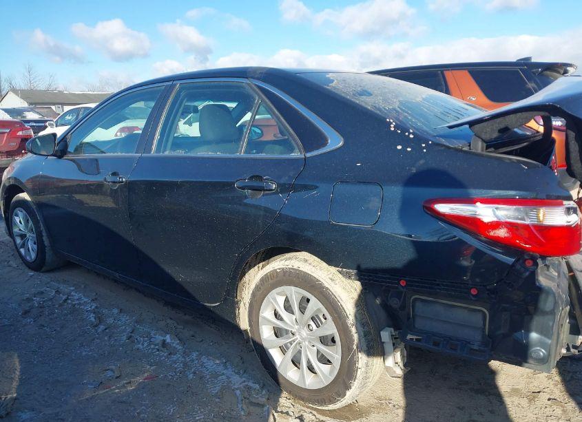 Photo 15 of 2016 Toyota Camry LE (VIN 4T4BF1FK2GR576439)