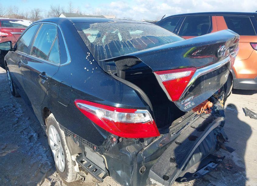 Photo 6 of 2016 Toyota Camry LE (VIN 4T4BF1FK2GR576439)