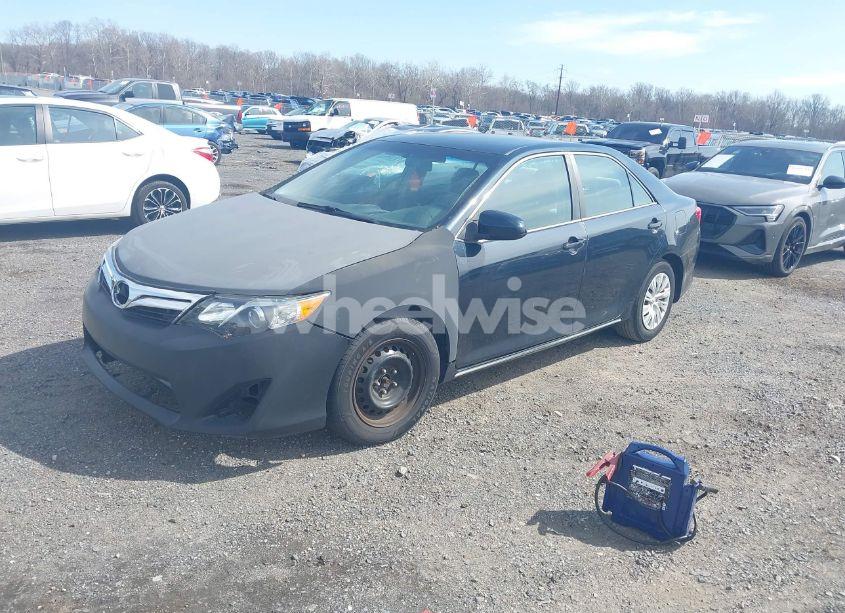 Photo 2 of 2012 Toyota Camry LE (VIN 4T4BF1FK3CR219684)