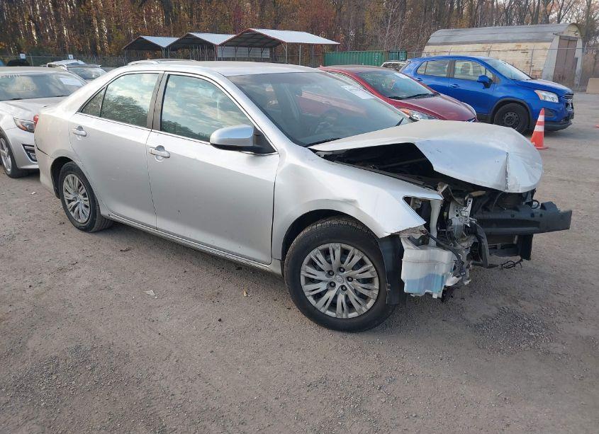2012 Toyota Camry LE (VIN 4T4BF1FK3CR229082) main photo