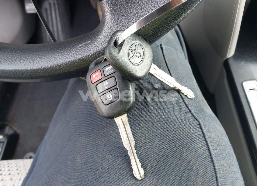 Photo 11 of 2012 Toyota Camry LE (VIN 4T4BF1FK3CR249042)