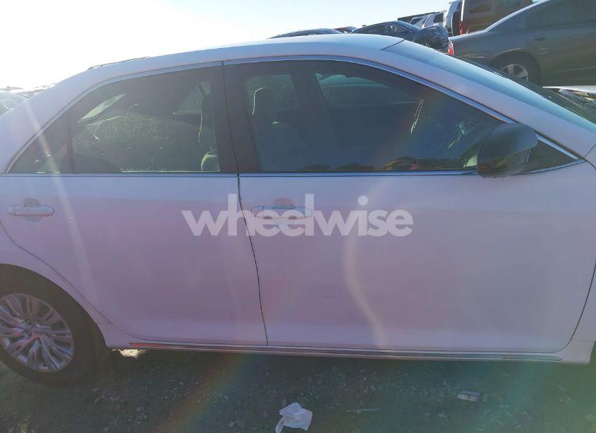 Photo 13 of 2013 Toyota Camry LE (VIN 4T4BF1FK3DR285654)