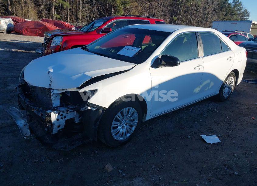 Photo 2 of 2013 Toyota Camry LE (VIN 4T4BF1FK3DR285654)