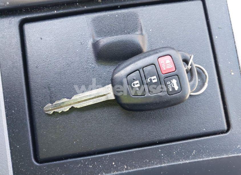 Photo 11 of 2013 Toyota Camry XLE (VIN 4T4BF1FK3DR290465)