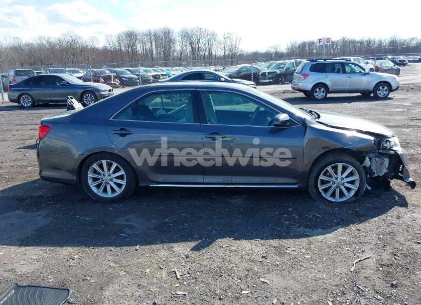 Photo 13 of 2013 Toyota Camry XLE (VIN 4T4BF1FK3DR290465)