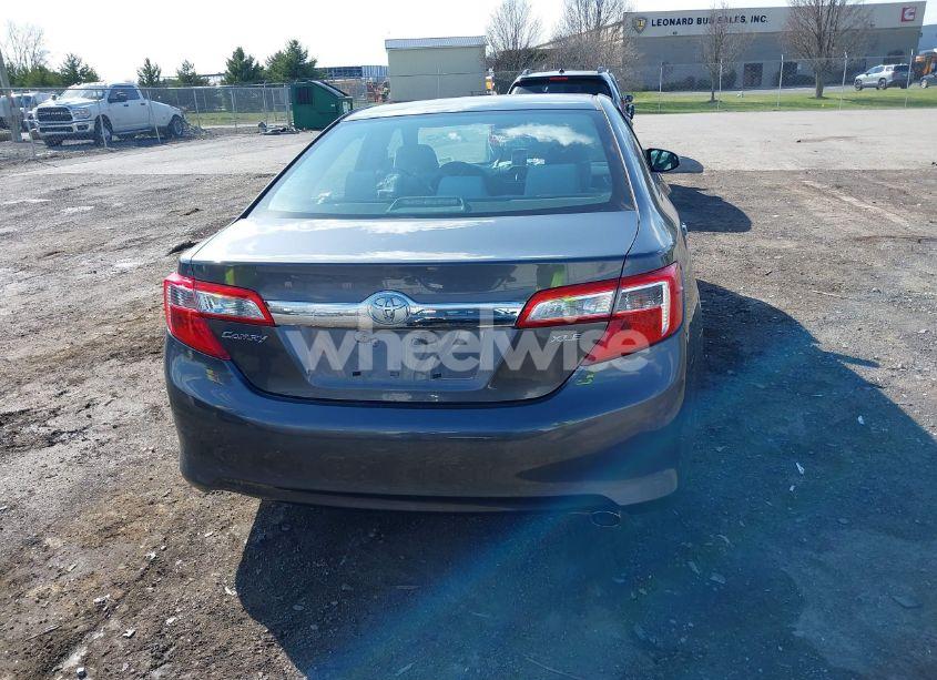 Photo 16 of 2013 Toyota Camry XLE (VIN 4T4BF1FK3DR290465)