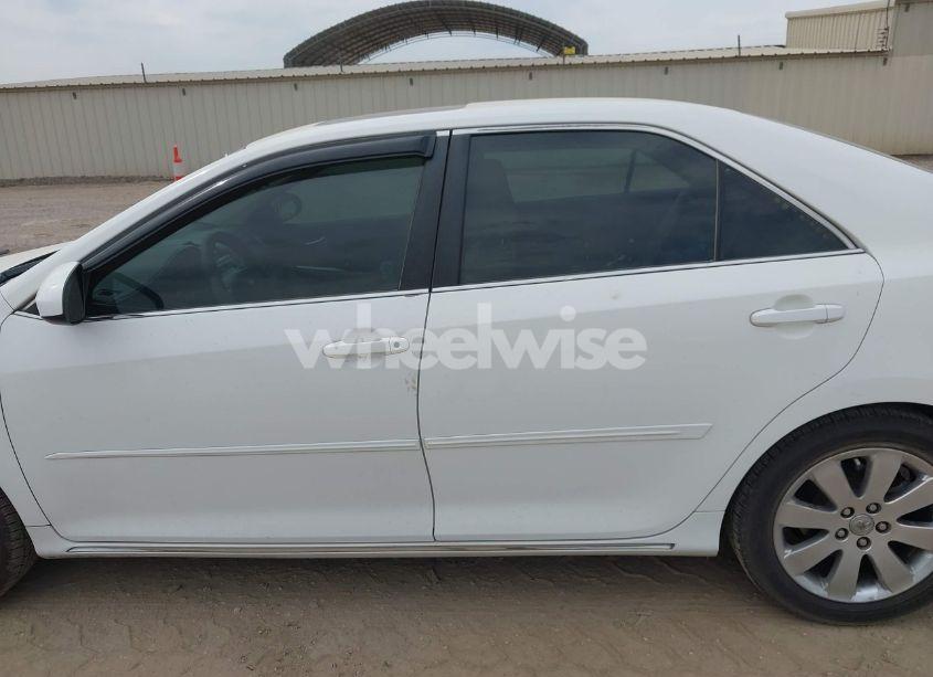 Photo 14 of 2013 Toyota Camry XLE (VIN 4T4BF1FK3DR294113)