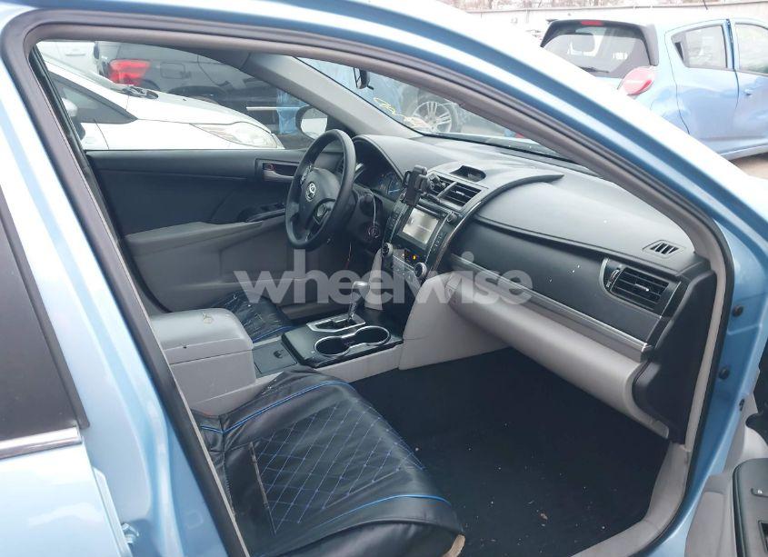 Photo 5 of 2013 Toyota Camry LE (VIN 4T4BF1FK3DR300895)