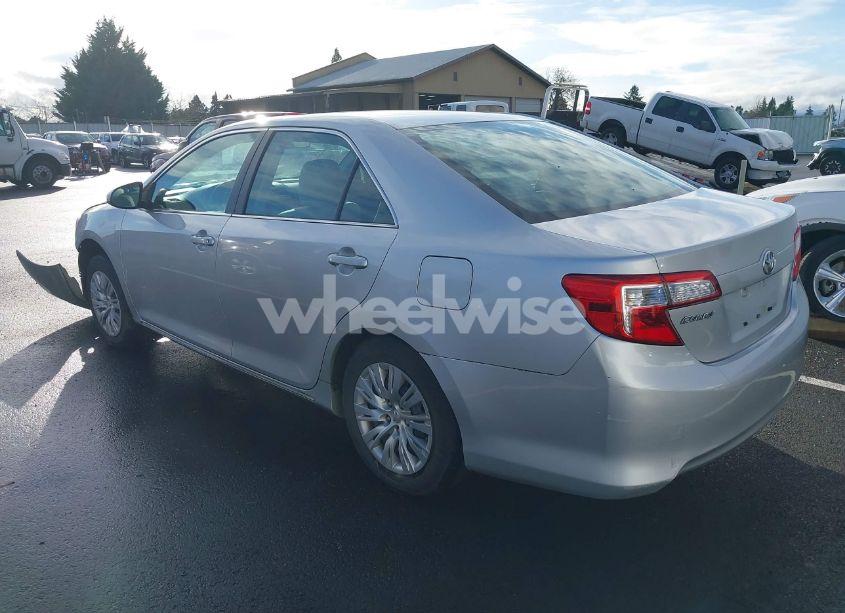 Photo 3 of 2013 Toyota Camry LE (VIN 4T4BF1FK3DR316577)