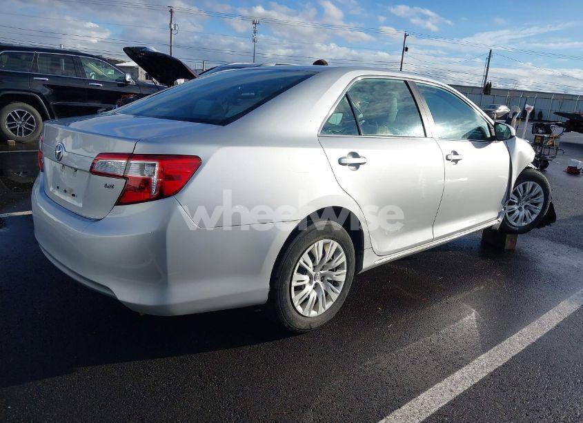 Photo 4 of 2013 Toyota Camry LE (VIN 4T4BF1FK3DR316577)