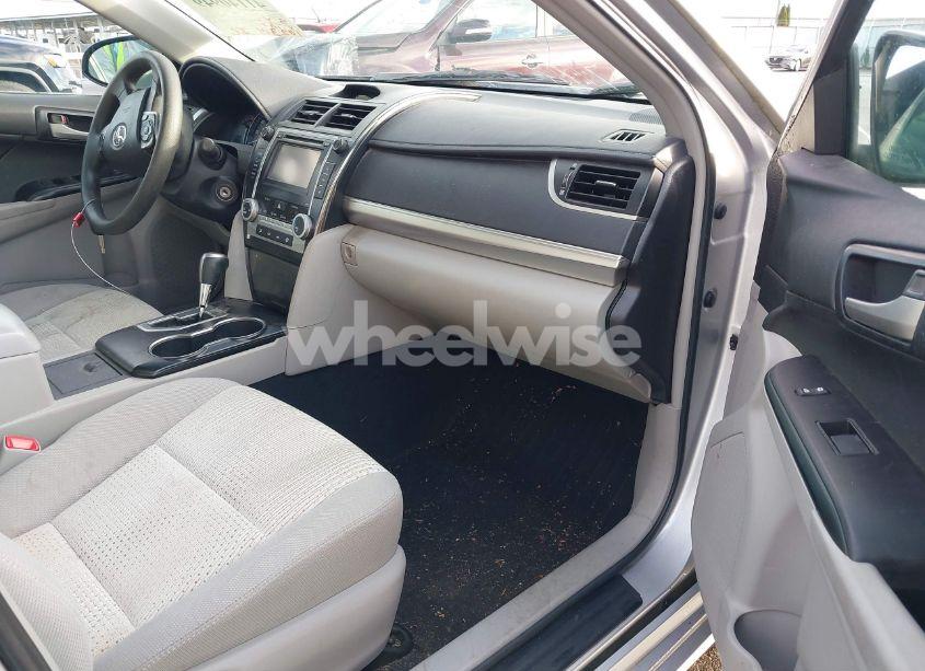 Photo 5 of 2013 Toyota Camry LE (VIN 4T4BF1FK3DR316577)