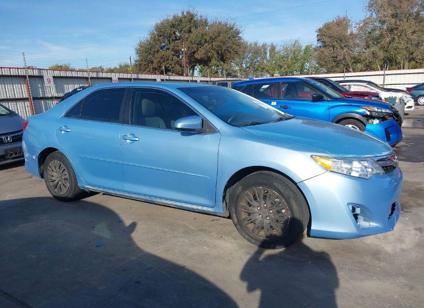 Photo 13 of 2013 Toyota Camry LE (VIN 4T4BF1FK3DR320371)