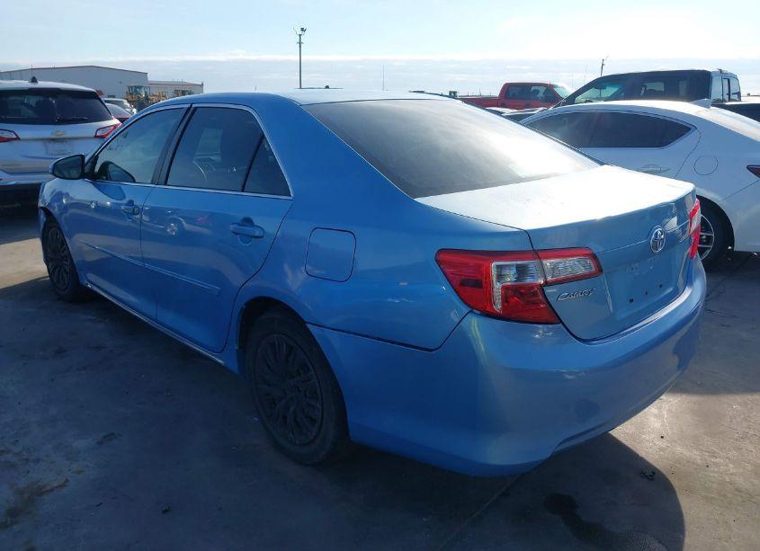 Photo 3 of 2013 Toyota Camry LE (VIN 4T4BF1FK3DR320371)