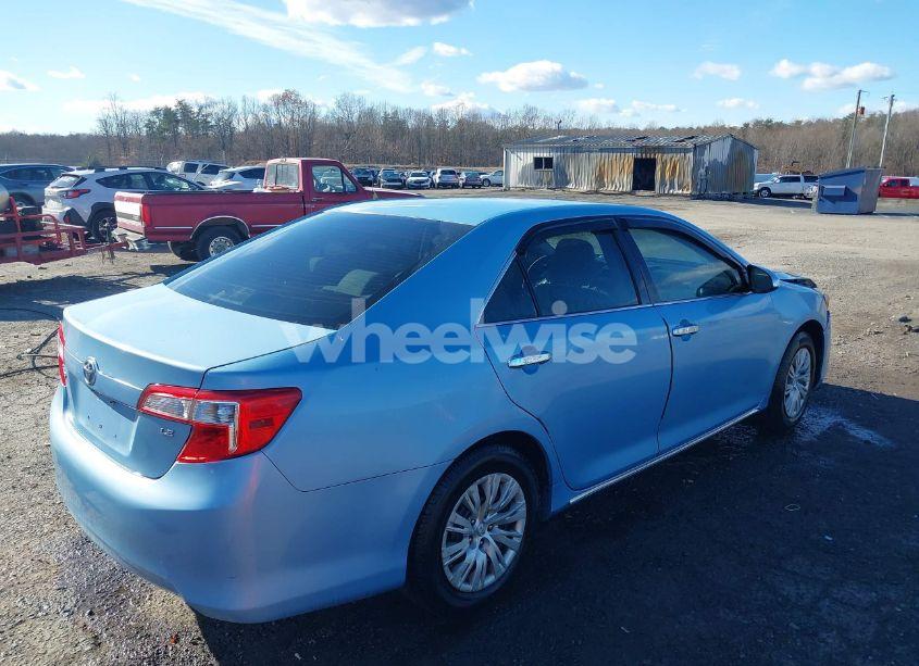 Photo 4 of 2013 Toyota Camry LE (VIN 4T4BF1FK3DR320452)