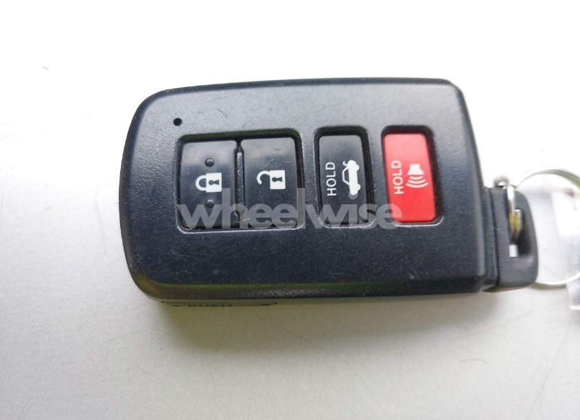 Photo 11 of 2013 Toyota Camry XLE (VIN 4T4BF1FK3DR329216)