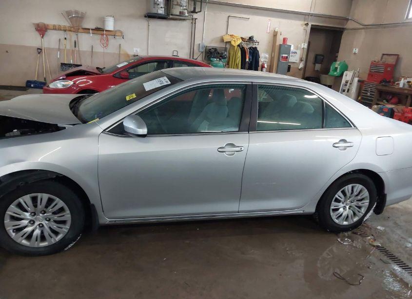 Photo 14 of 2013 Toyota Camry LE (VIN 4T4BF1FK3DR329796)