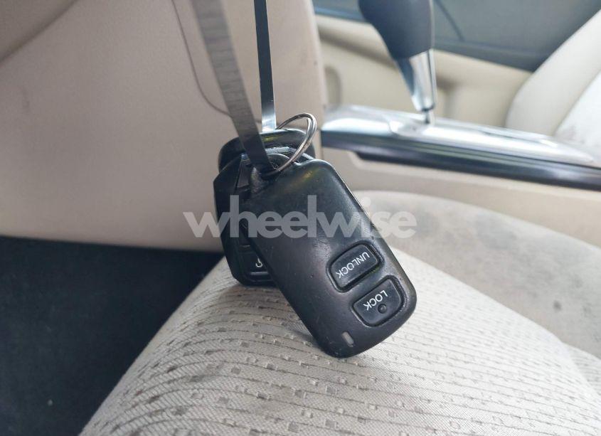 Photo 11 of 2014 Toyota Camry L (VIN 4T4BF1FK3ER359320)