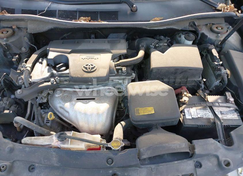 Photo 10 of 2014 Toyota Camry L/LE/SE/SE SPORT/XLE (VIN 4T4BF1FK3ER361536)