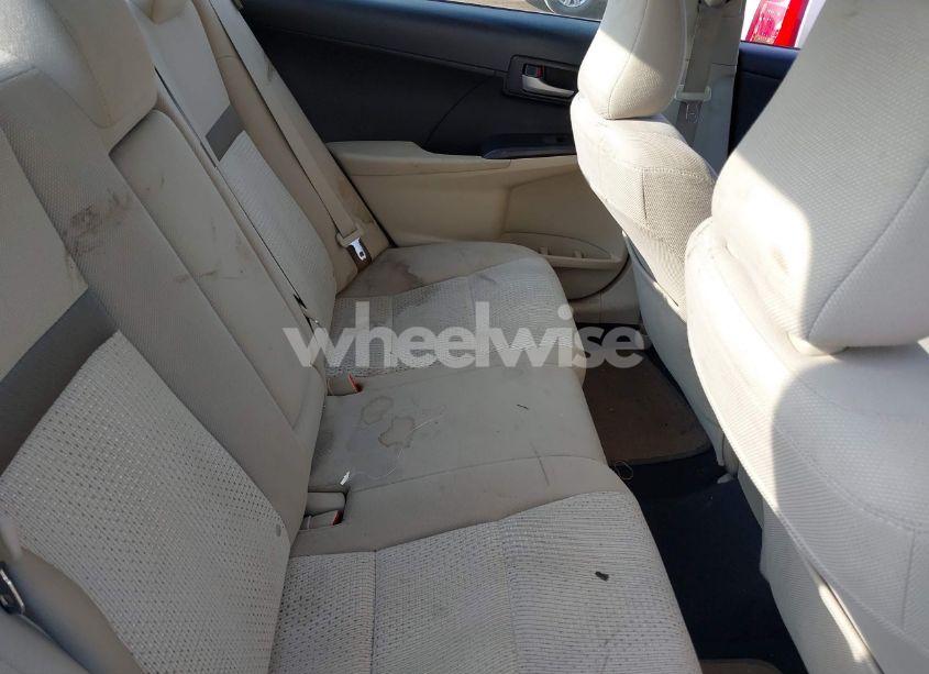 Photo 8 of 2014 Toyota Camry L/LE/SE/SE SPORT/XLE (VIN 4T4BF1FK3ER361536)