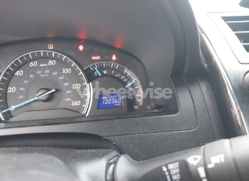 Photo 15 of 2014 Toyota Camry XLE (VIN 4T4BF1FK3ER378871)