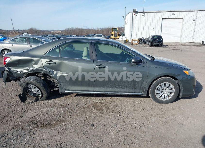 Photo 12 of 2014 Toyota Camry LE (VIN 4T4BF1FK3ER381303)
