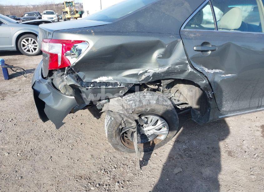 Photo 6 of 2014 Toyota Camry LE (VIN 4T4BF1FK3ER381303)