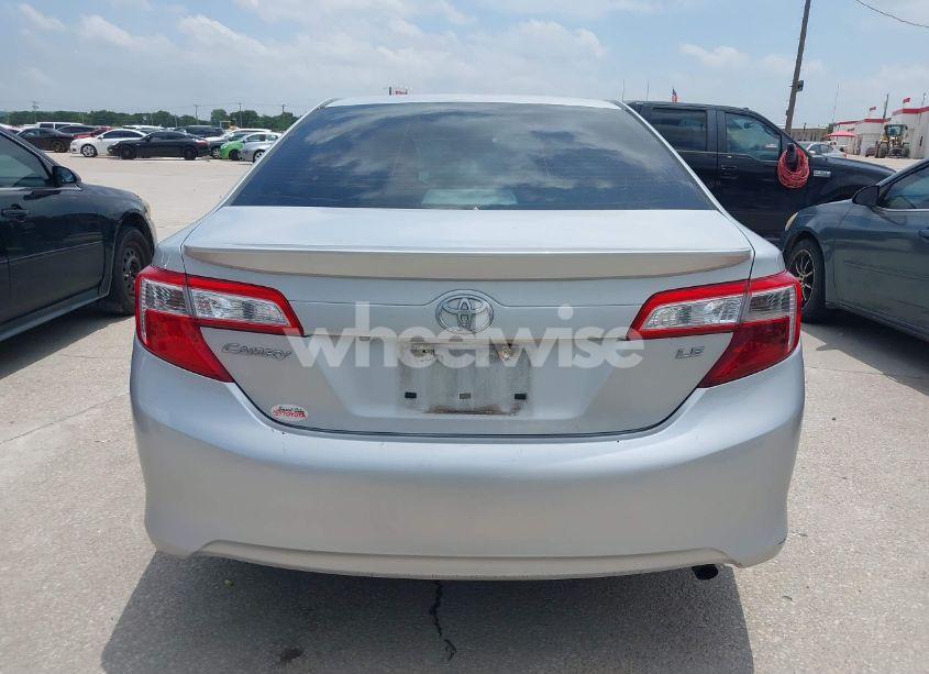 Photo 16 of 2014 Toyota Camry LE (VIN 4T4BF1FK3ER387196)