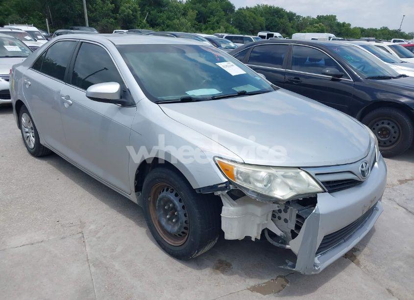 Photo 6 of 2014 Toyota Camry LE (VIN 4T4BF1FK3ER387196)