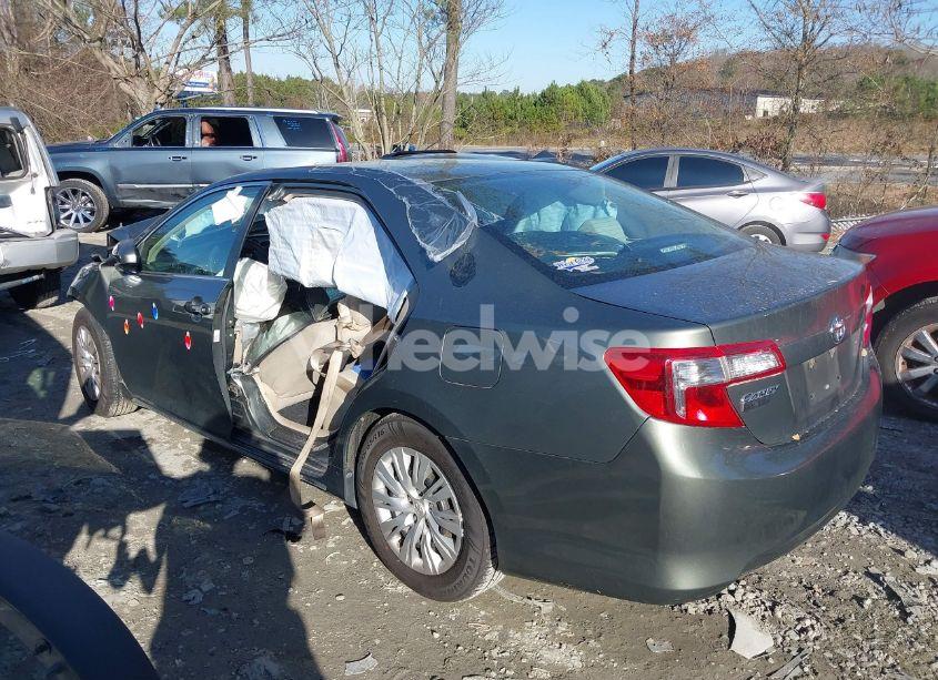 Photo 14 of 2014 Toyota Camry LE (VIN 4T4BF1FK3ER411142)