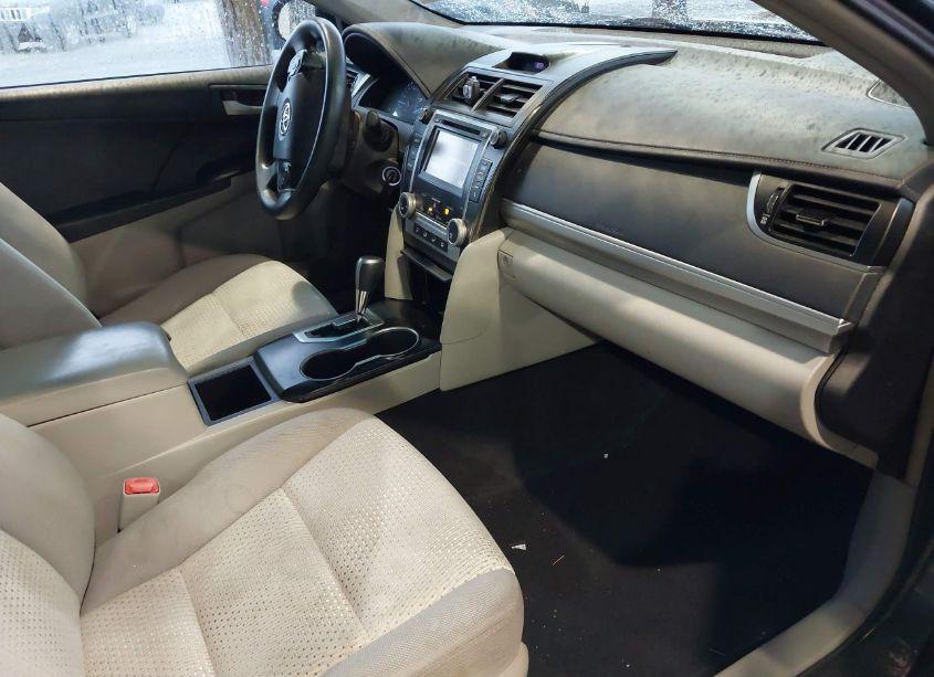 Photo 5 of 2014 Toyota Camry L (VIN 4T4BF1FK3ER412565)