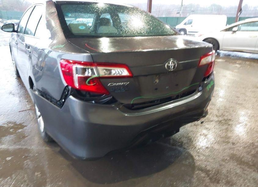 Photo 6 of 2014 Toyota Camry L (VIN 4T4BF1FK3ER412565)