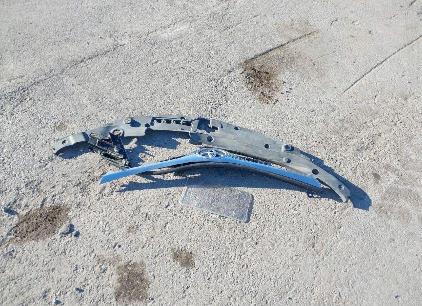 Photo 12 of 2014 Toyota Camry XLE (VIN 4T4BF1FK3ER415191)