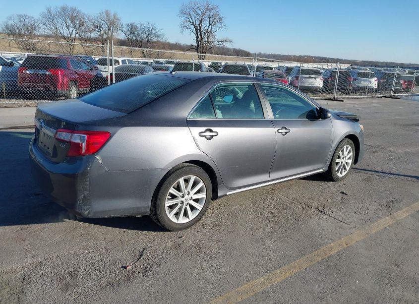 Photo 4 of 2014 Toyota Camry XLE (VIN 4T4BF1FK3ER415191)
