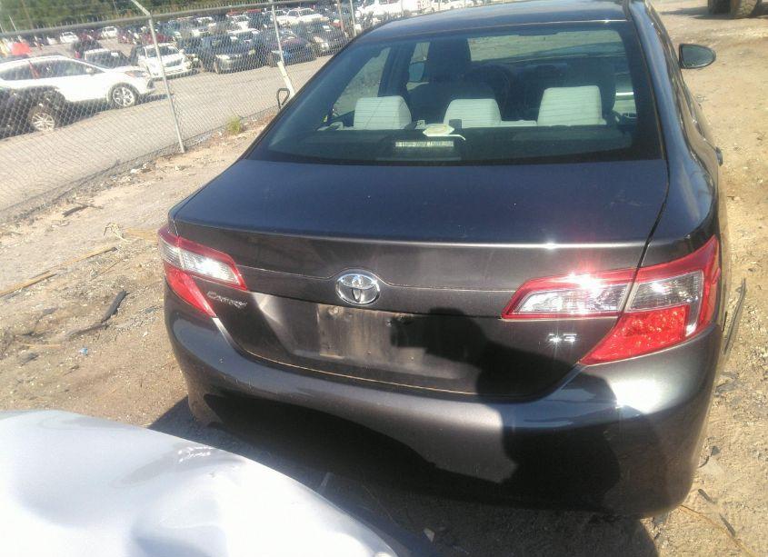 Photo 16 of 2014 Toyota Camry LE (VIN 4T4BF1FK3ER415739)