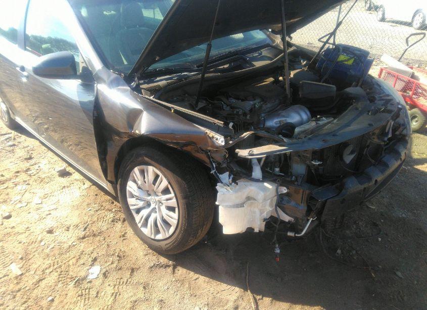 Photo 6 of 2014 Toyota Camry LE (VIN 4T4BF1FK3ER415739)