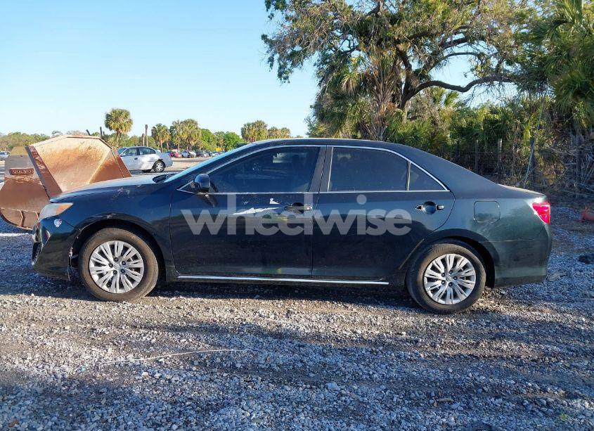 Photo 14 of 2014 Toyota Camry LE (VIN 4T4BF1FK3ER416647)