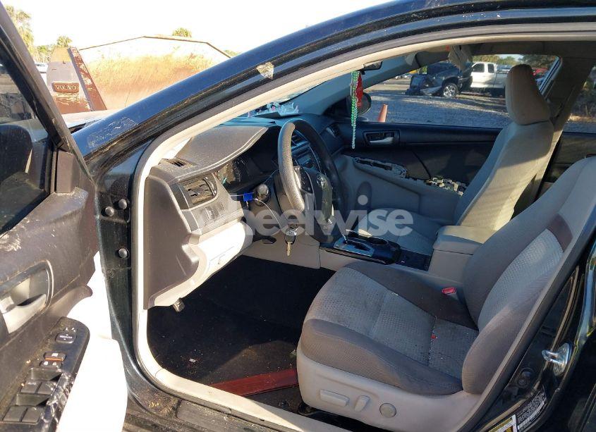 Photo 5 of 2014 Toyota Camry LE (VIN 4T4BF1FK3ER416647)