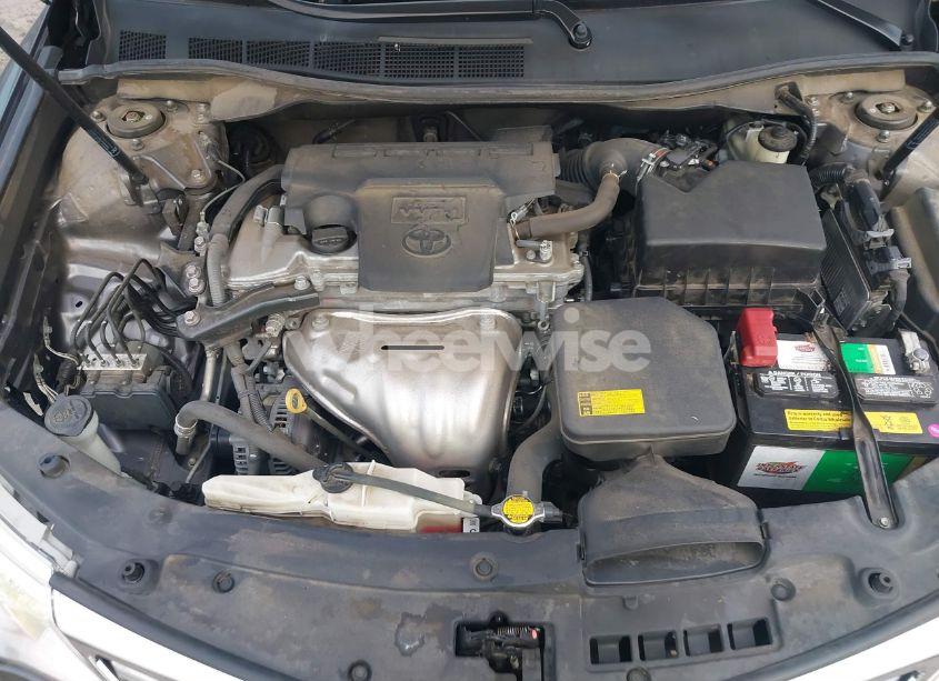 Photo 10 of 2014 Toyota Camry XLE (VIN 4T4BF1FK3ER423002)