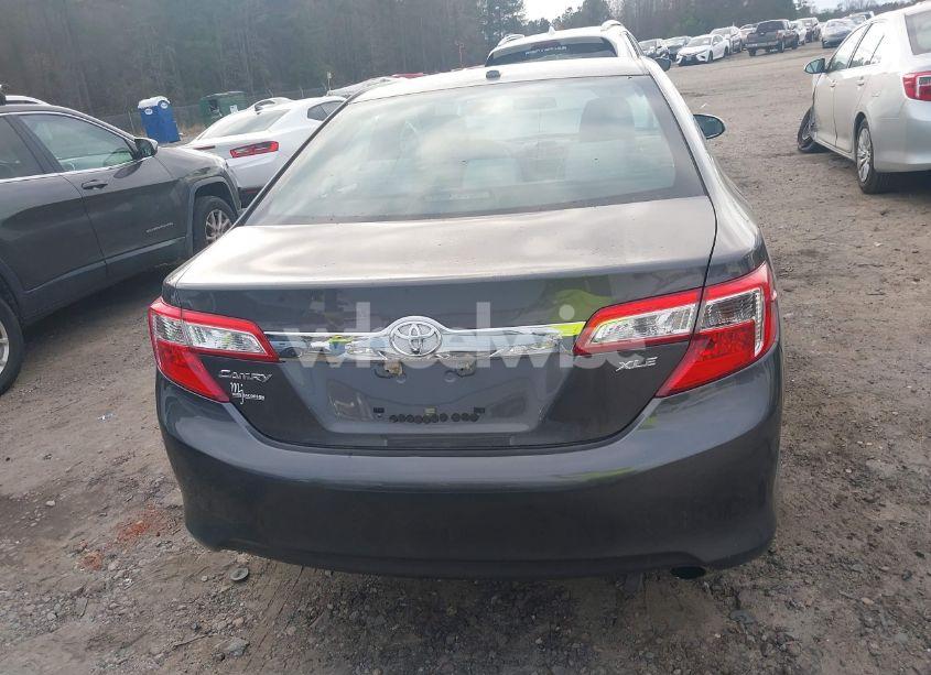 Photo 16 of 2014 Toyota Camry XLE (VIN 4T4BF1FK3ER423002)
