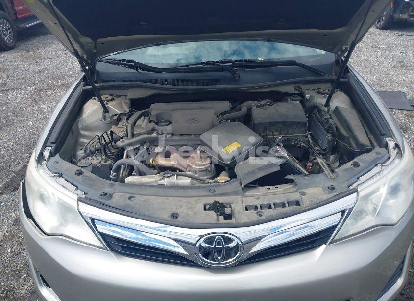Photo 10 of 2014 Toyota Camry LE (VIN 4T4BF1FK3ER433982)