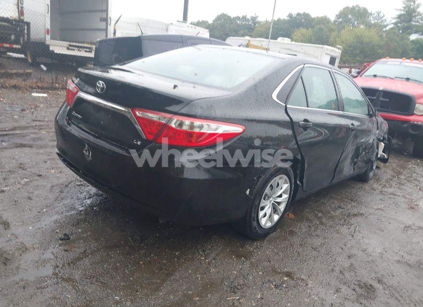 Photo 4 of 2015 Toyota Camry LE (VIN 4T4BF1FK3FR473237)