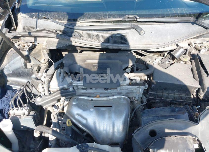 Photo 10 of 2015 Toyota Camry LE (VIN 4T4BF1FK3FR486652)