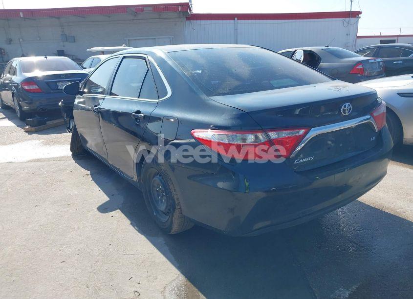 Photo 3 of 2015 Toyota Camry LE (VIN 4T4BF1FK3FR486652)