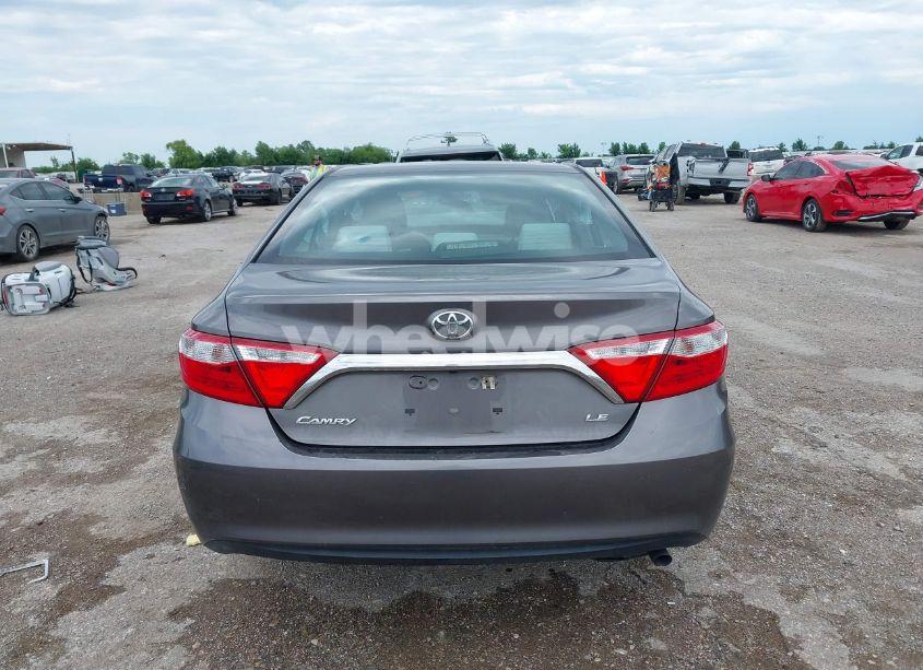 Photo 17 of 2015 Toyota Camry LE (VIN 4T4BF1FK3FR490782)