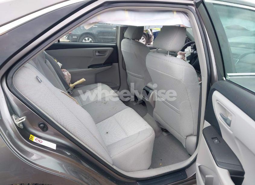 Photo 8 of 2015 Toyota Camry LE (VIN 4T4BF1FK3FR490782)