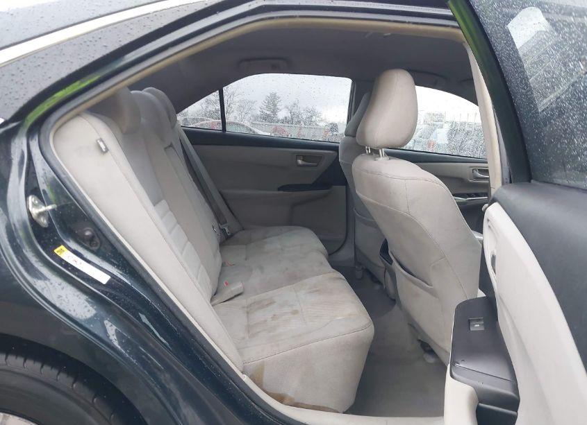 Photo 8 of 2015 Toyota Camry LE (VIN 4T4BF1FK3FR493696)