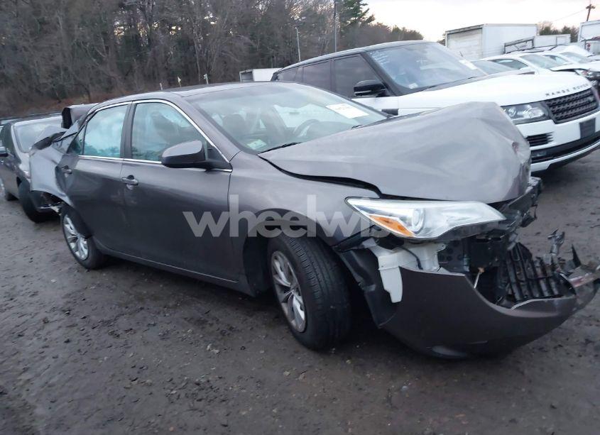 Photo 13 of 2015 Toyota Camry LE (VIN 4T4BF1FK3FR516166)