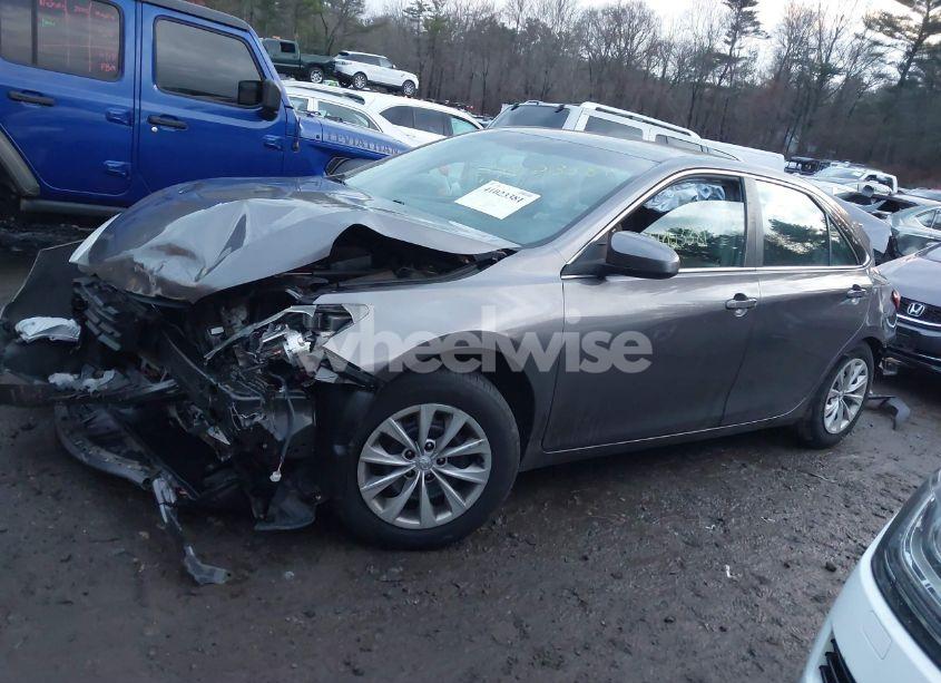 Photo 14 of 2015 Toyota Camry LE (VIN 4T4BF1FK3FR516166)