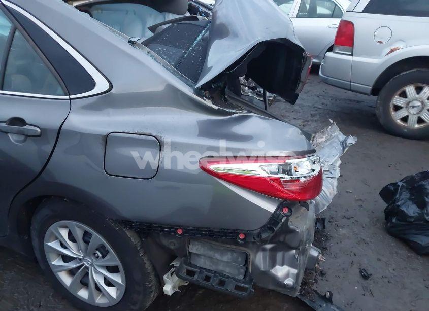 Photo 21 of 2015 Toyota Camry LE (VIN 4T4BF1FK3FR516166)